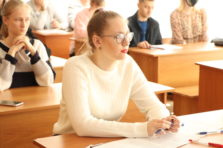 В Омском политехе обсудили перспективы IT и математического моделирования В Омском политехе обсудили перспективы IT и математического моделирования