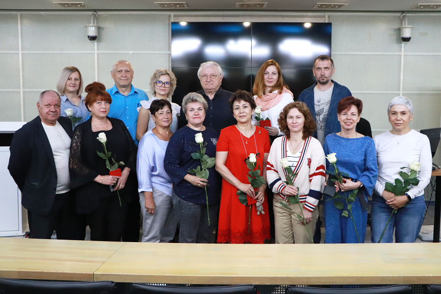 35 сотрудников отмечены почетным званием ветеранов Омского политеха 35 сотрудников отмечены почетным званием ветеранов Омского политеха