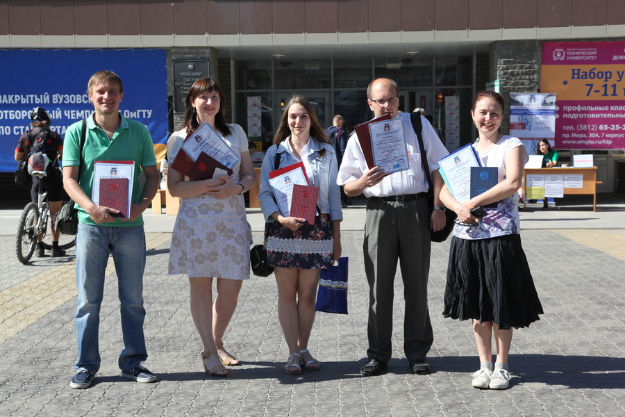 Выпускники опорного вуза Омской области получили сертификаты Ассоциации инженерного образования России Выпускники опорного вуза Омской области получили сертификаты Ассоциации инженерного образования России
