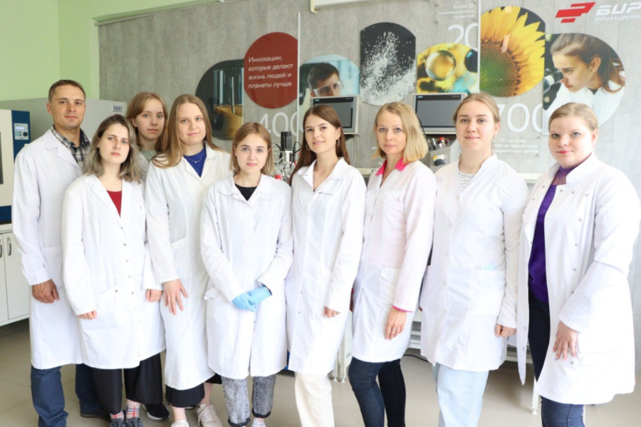 Политехники научились разделять белки с помощью электрического заряда Политехники научились разделять белки с помощью электрического заряда