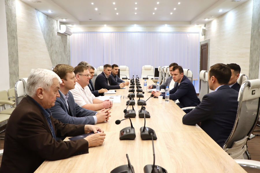 В ОмГТУ обсудили сотрудничество с НИИ молекулярной электроники В ОмГТУ обсудили сотрудничество с НИИ молекулярной электроники