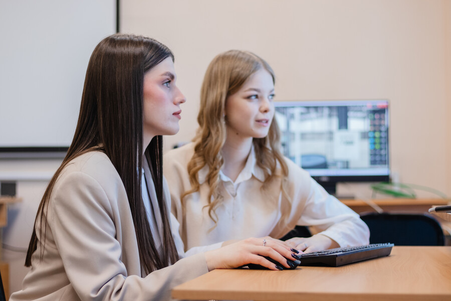 Студенты Омского политеха победили в Чемпионате по созданию компьютерных игр Студенты Омского политеха победили в Чемпионате по созданию компьютерных игр