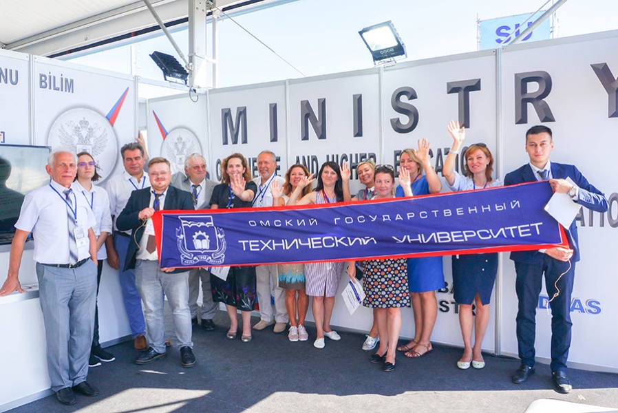 Ученые ОмГТУ приняли участие в Международной выставке инновационных разработок Ученые ОмГТУ приняли участие в Международной выставке инновационных разработок