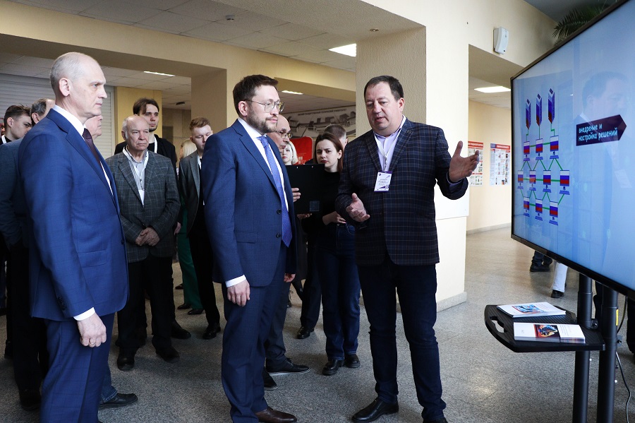 Вопросы цифровой трансформации региона и страны обсудили в Омском политехе Вопросы цифровой трансформации региона и страны обсудили в Омском политехе