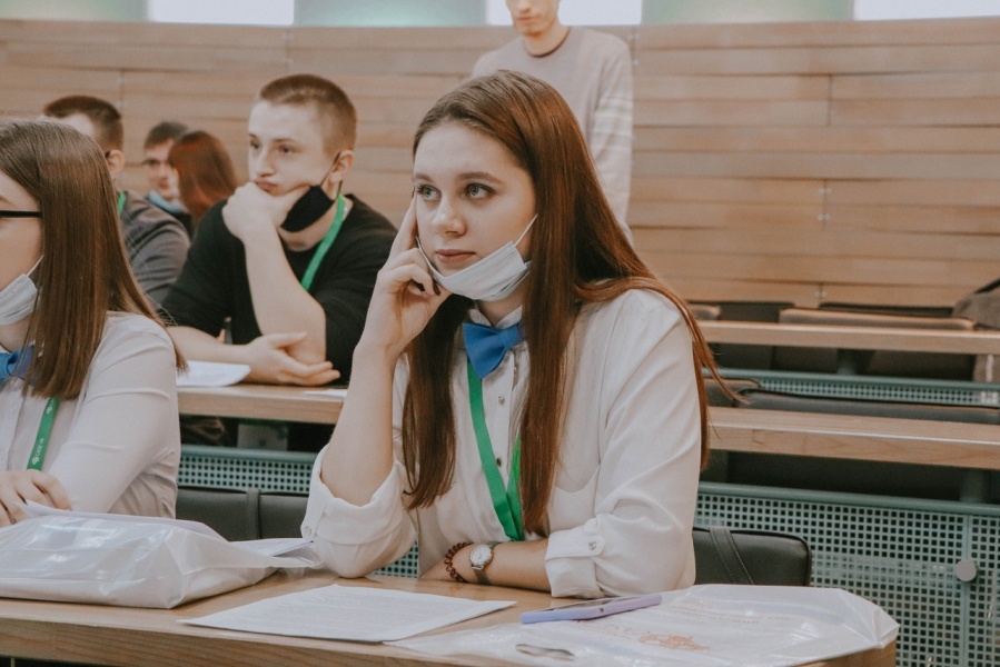 Молодые энергетики представили технологические решения проблем энергетической отрасли Молодые энергетики представили технологические решения проблем энергетической отрасли