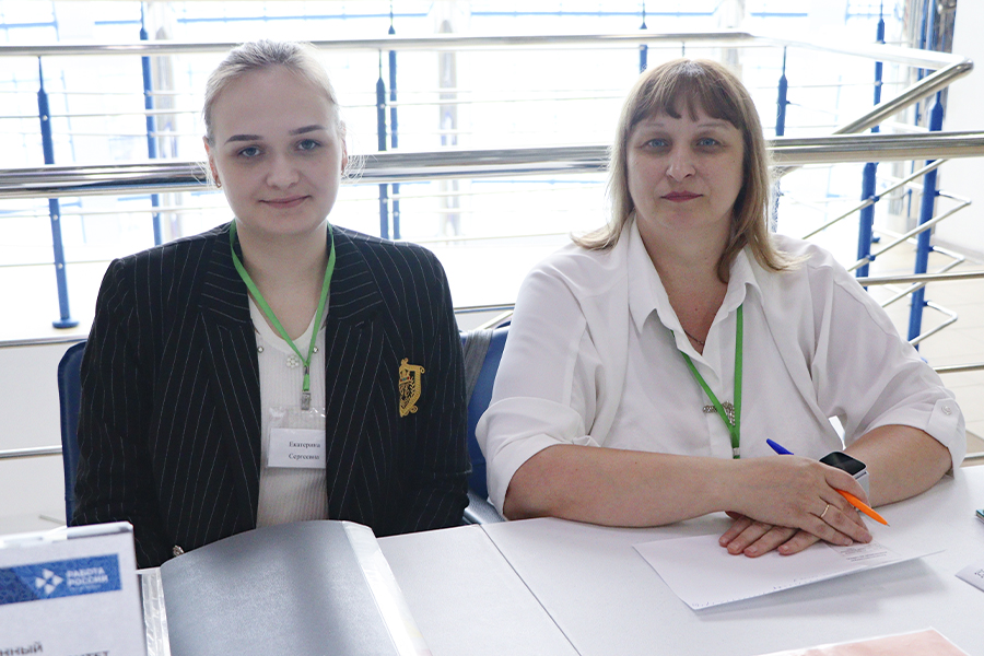 Омский политех представил карьерные и образовательные возможности на Всероссийской ярмарке трудоустройства Омский политех представил карьерные и образовательные возможности на Всероссийской ярмарке трудоустройства