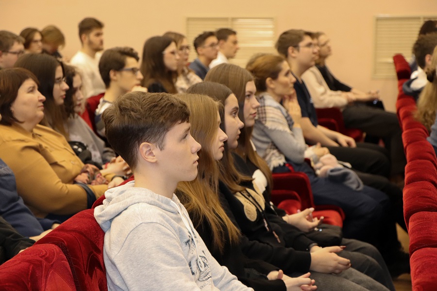 � ������ �������� ������� ����� 1� ��������