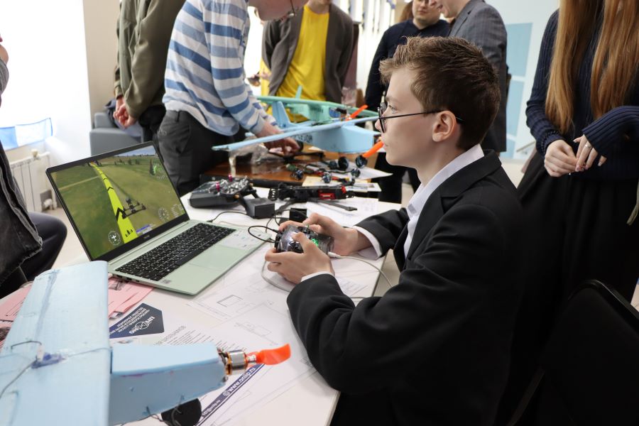 Наука и технологии без границ: подошел к концу 7-й сезон Проектных школ Предуниверсария Наука и технологии без границ: подошел к концу 7-й сезон Проектных школ Предуниверсария