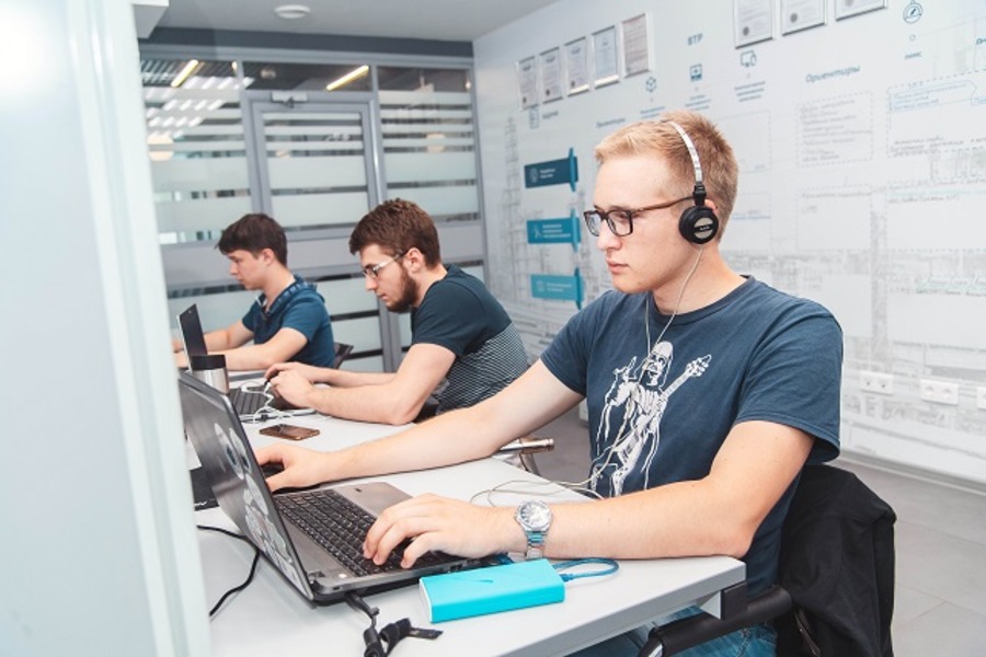 «Автоматика-сервис» проводит набор на базовую кафедру «Газпром нефти» в ОмГТУ «Автоматика-сервис» проводит набор на базовую кафедру «Газпром нефти» в ОмГТУ