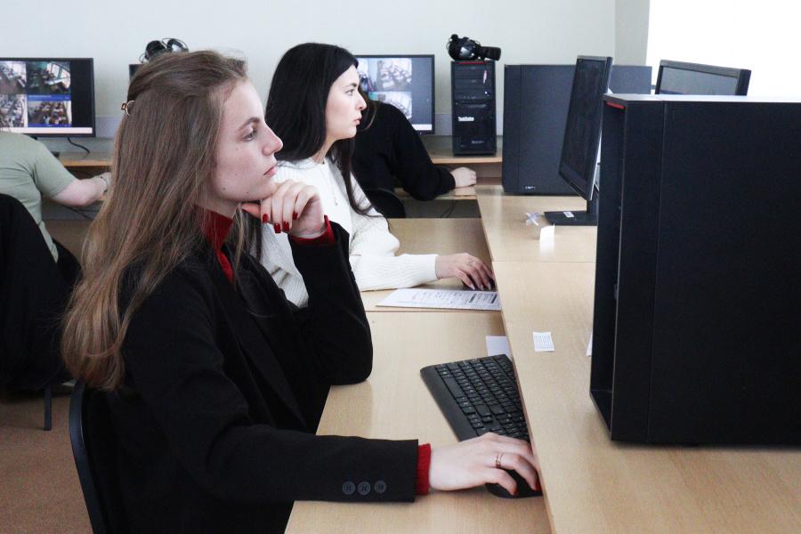 �������� ����� ������ �� ����������� ��� � �������