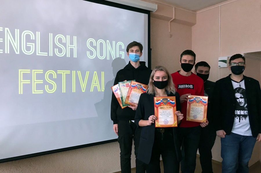 Студенты Омского политеха создали фильм на английском языке Студенты Омского политеха создали фильм на английском языке