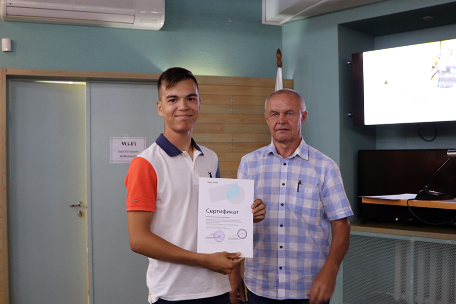 В Омском политехе наградили участников Яндекс.Лицея В Омском политехе наградили участников Яндекс.Лицея