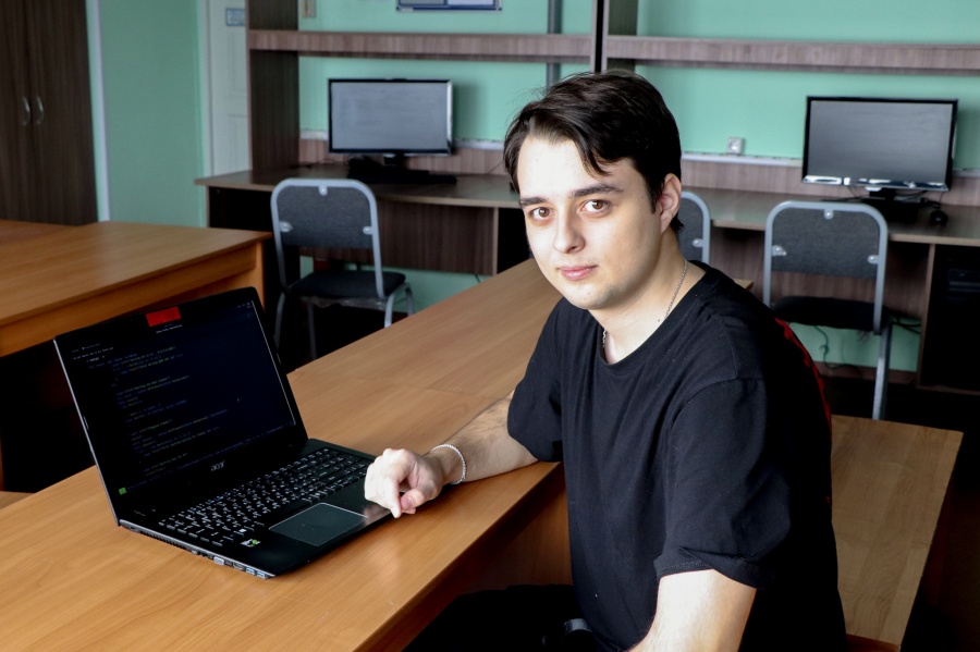 Студент ОмГТУ завоевал престижную премию в области информационной безопасности Студент ОмГТУ завоевал престижную премию в области информационной безопасности