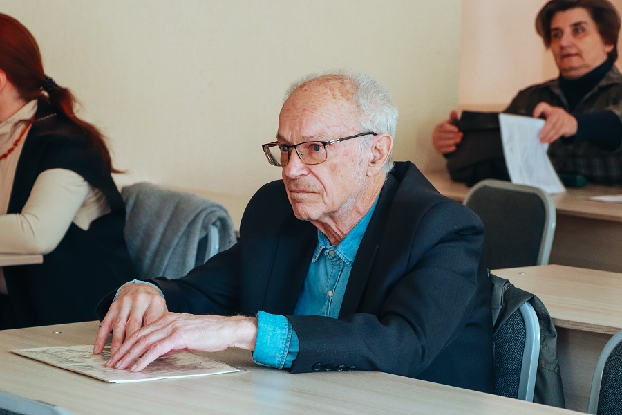 В ОмГТУ продолжается цикл научных конференций В ОмГТУ продолжается цикл научных конференций