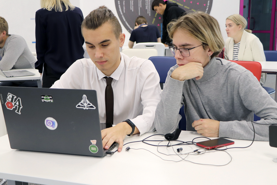 Политехники представили цифровые решения для бизнеса Политехники представили цифровые решения для бизнеса