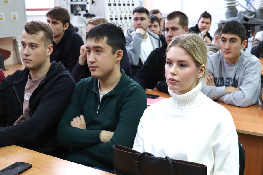 ОмГТУ стал площадкой проведения открытого совещания «Надежность энергоснабжения» ОмГТУ стал площадкой проведения открытого совещания «Надежность энергоснабжения»