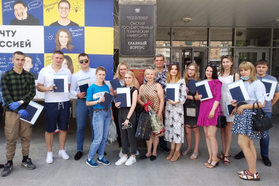 Студенты ОмГТУ строят карьеру без отрыва от учёбы Студенты ОмГТУ строят карьеру без отрыва от учёбы
