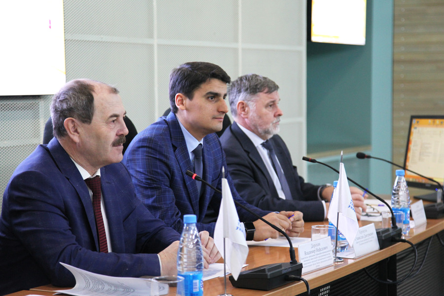 В ОмГТУ прошла презентация проектов с участием компании "ТВЭЛ" В ОмГТУ прошла презентация проектов с участием компании "ТВЭЛ"