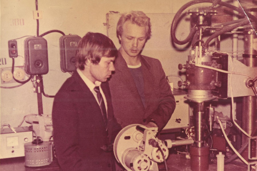 #лицаОмГТУ: о заведующем лабораторией кафедры «Химия и химическая технология» Анатолии Бурделе #лицаОмГТУ: о заведующем лабораторией кафедры «Химия и химическая технология» Анатолии Бурделе