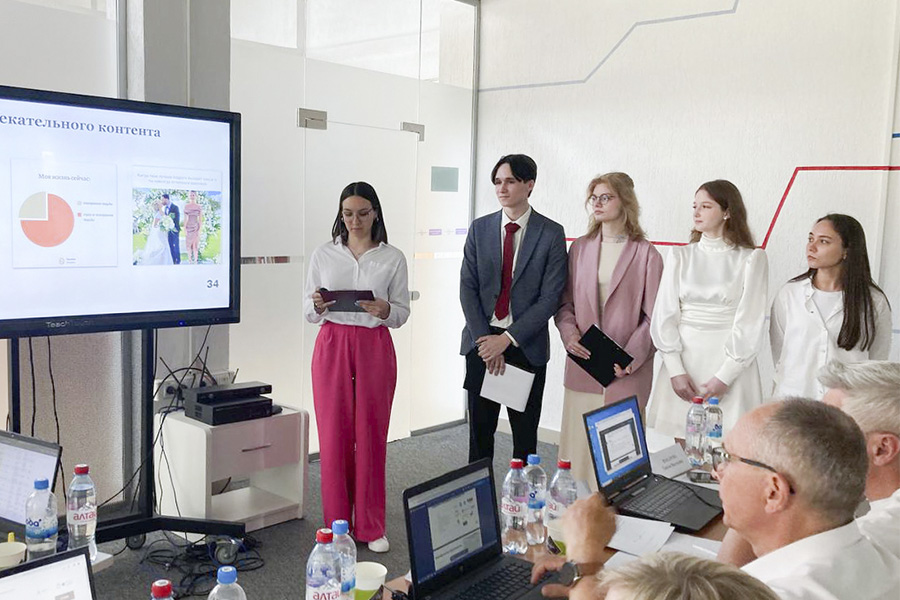 Студенты ОмГТУ разработали платформу, которая поможет легко организовать свадьбу Студенты ОмГТУ разработали платформу, которая поможет легко организовать свадьбу