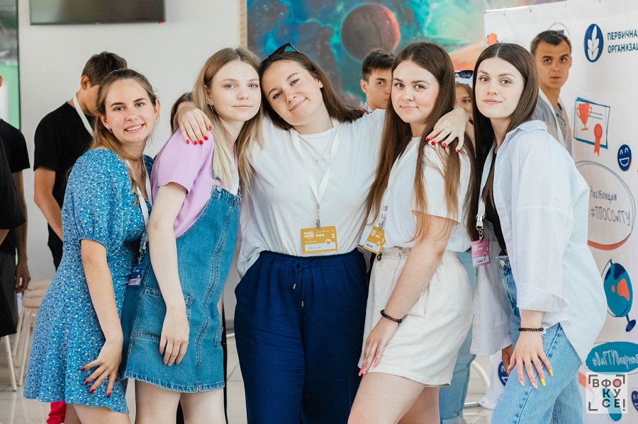 Историческая ярмарка, экологичный макет кампуса, полнометражный фильм: активисты политеха разработали проекты в честь 80-летия вуза Историческая ярмарка, экологичный макет кампуса, полнометражный фильм: активисты политеха разработали проекты в честь 80-летия вуза