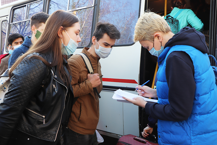 Студенты из Казахстана смогут вернуться домой уже в ближайшее время Студенты из Казахстана смогут вернуться домой уже в ближайшее время