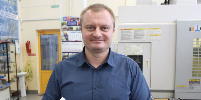 Евгений Васильев: «В феврале – марте, думаю, мы начнем выпускать первые партии титановых имплантатов» Евгений Васильев: «В феврале – марте, думаю, мы начнем выпускать первые партии титановых имплантатов»