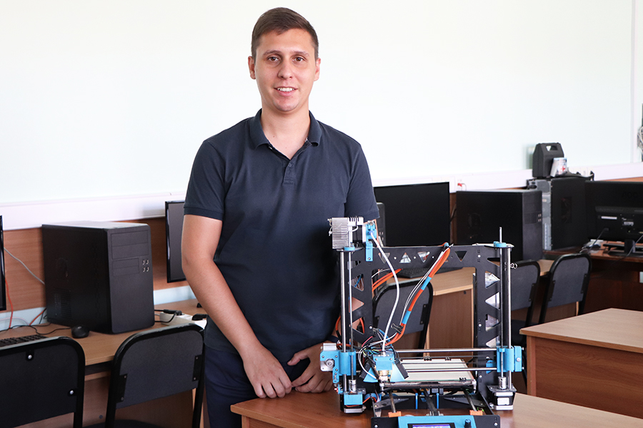 Выпускник ОмГТУ: «Мечтаю получить ученую степень кандидата наук» Выпускник ОмГТУ: «Мечтаю получить ученую степень кандидата наук»