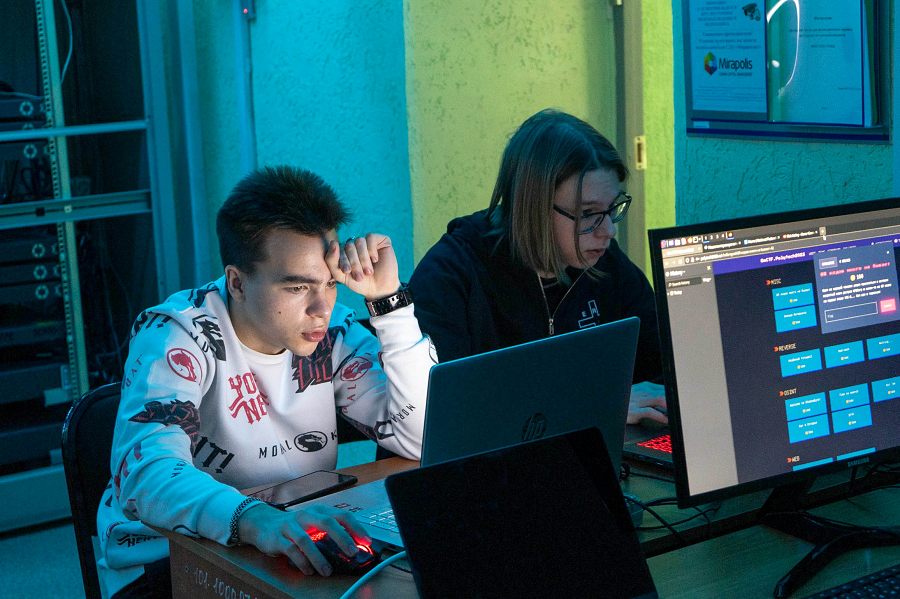 В университете прошли соревнования по информационной безопасности В университете прошли соревнования по информационной безопасности