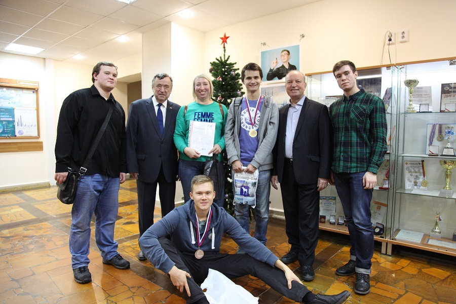 Студенты ОмГТУ заняли призовые места в междисциплинарной интернет-олимпиаде Студенты ОмГТУ заняли призовые места в междисциплинарной интернет-олимпиаде