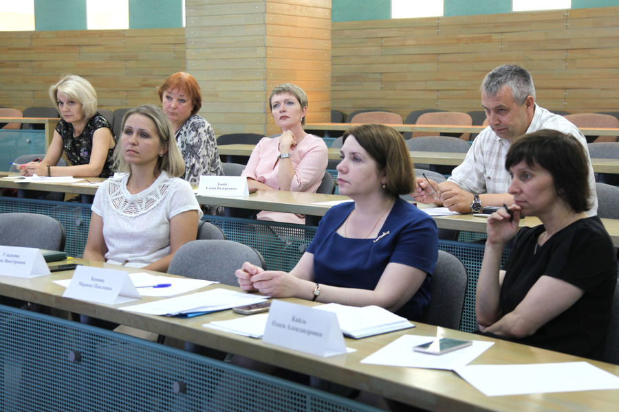 В опорном вузе Омской области обсудили вопросы борьбы с безработицей в регионе В опорном вузе Омской области обсудили вопросы борьбы с безработицей в регионе