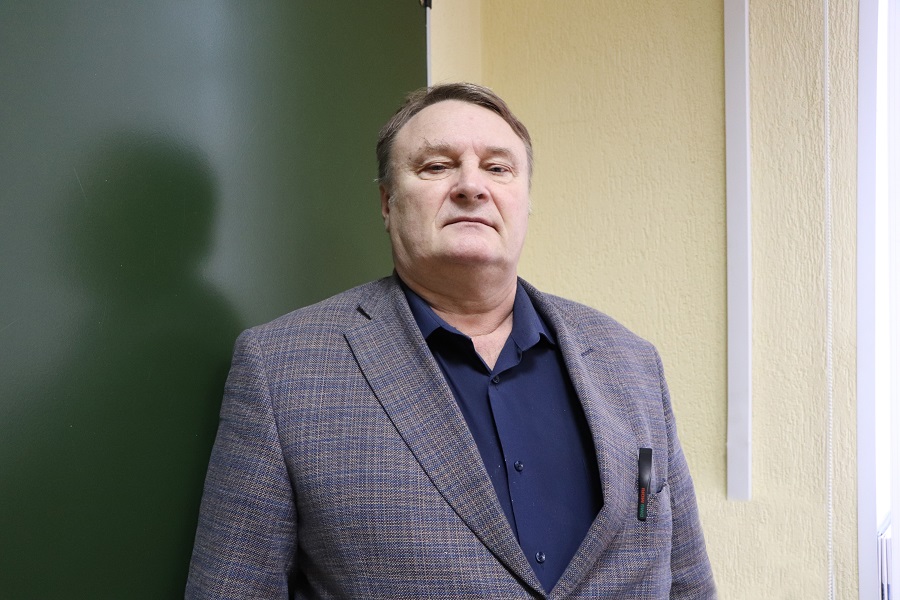 Ученые ОмГТУ разрабатывают эндопротезы для сращивания костей Ученые ОмГТУ разрабатывают эндопротезы для сращивания костей