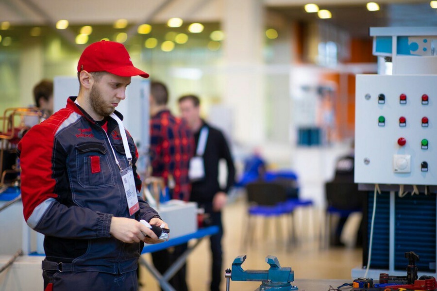 Пострадавшие от распространения новой коронавирусной инфекции смогут бесплатно обучиться профессии Пострадавшие от распространения новой коронавирусной инфекции смогут бесплатно обучиться профессии