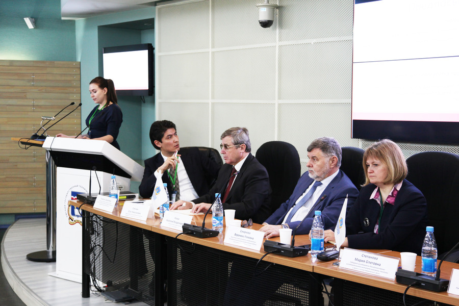 Эксперты из Москвы и Женевы рассказали о правах на изобретения в ОмГТУ Эксперты из Москвы и Женевы рассказали о правах на изобретения в ОмГТУ