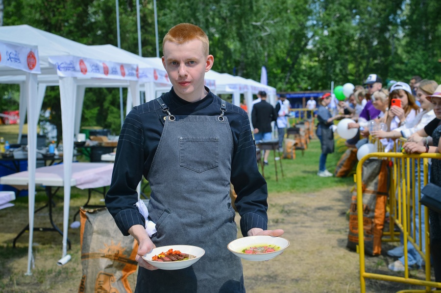 Студент ОмГТУ – абсолютный победитель городского чемпионата барбекю в Омске Студент ОмГТУ – абсолютный победитель городского чемпионата барбекю в Омске