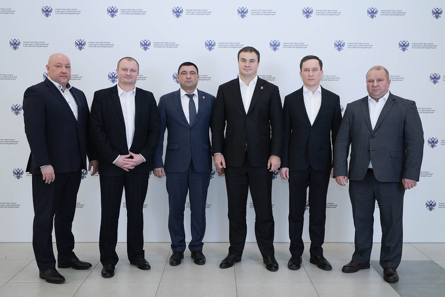 Технический университет представил комиссии Минобрнауки России программу развития передовой инженерной школы Технический университет представил комиссии Минобрнауки России программу развития передовой инженерной школы