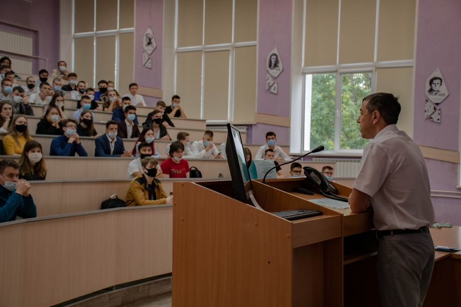 В Омском государственном техническом университете прошел День знаний В Омском государственном техническом университете прошел День знаний
