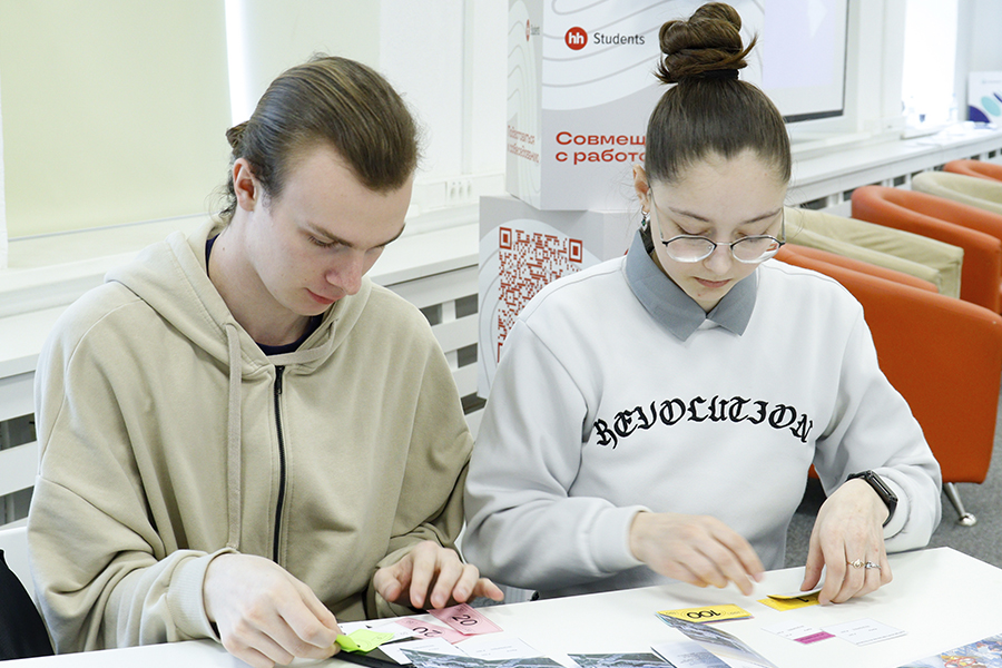 Профессиональный нетворкинг: в вузе прошел Карьерный день Профессиональный нетворкинг: в вузе прошел Карьерный день