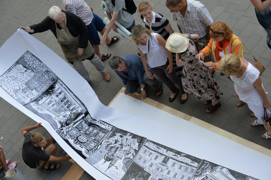 Президент России Владимир Путин присвоил доценту кафедры «ДТМ» ОмГТУ Андрею Машанову звание заслуженного художника России Президент России Владимир Путин присвоил доценту кафедры «ДТМ» ОмГТУ Андрею Машанову звание заслуженного художника России