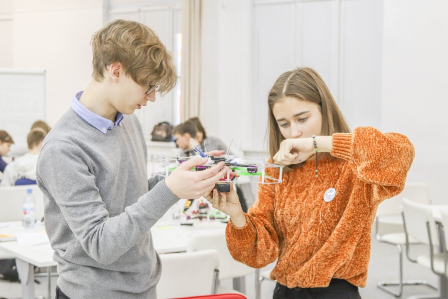 ����� ������ ��������� ��������� �Rukami�