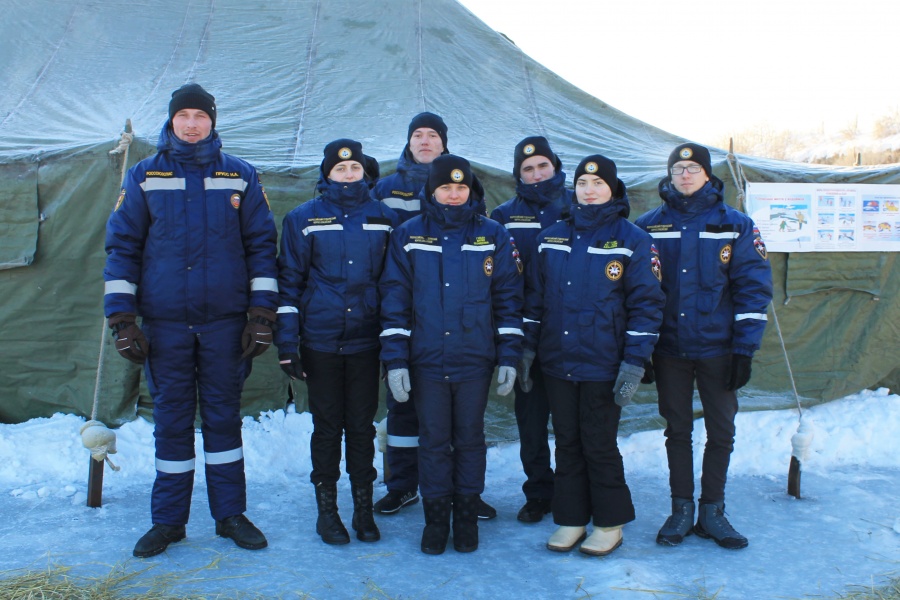Студенты-спасатели из Омского политеха обеспечивали безопасность омичей в Крещение Студенты-спасатели из Омского политеха обеспечивали безопасность омичей в Крещение