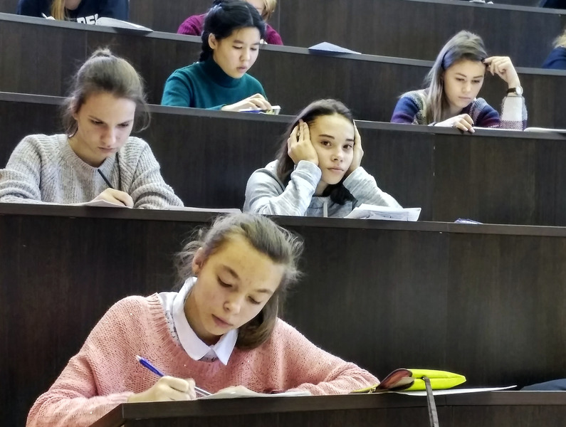 Поступай в ОмГТУ без экзаменов: в опорном вузе подвели итоги всероссийских олимпиад для школьников Поступай в ОмГТУ без экзаменов: в опорном вузе подвели итоги всероссийских олимпиад для школьников