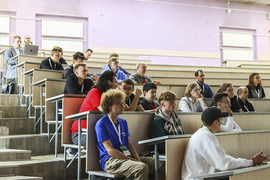ОмГТУ стал площадкой масштабной IT-конференции DevFest 2024 ОмГТУ стал площадкой масштабной IT-конференции DevFest 2024