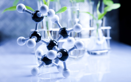 Ректор ОмГТУ В.В. Шалай поздравляет с Днем химика Ректор ОмГТУ В.В. Шалай поздравляет с Днем химика