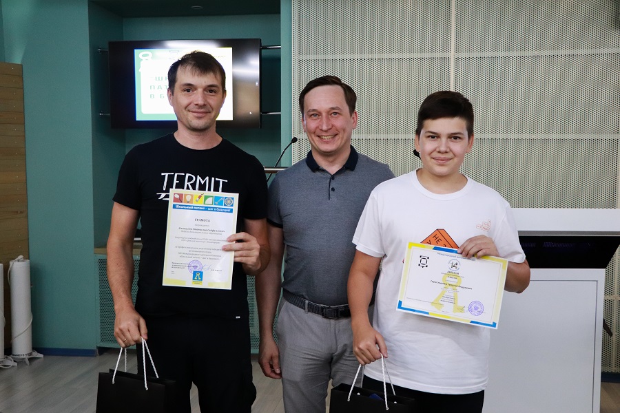 В техническом университете наградили победителей конкурса «Школьный патент – шаг в будущее!» В техническом университете наградили победителей конкурса «Школьный патент – шаг в будущее!»