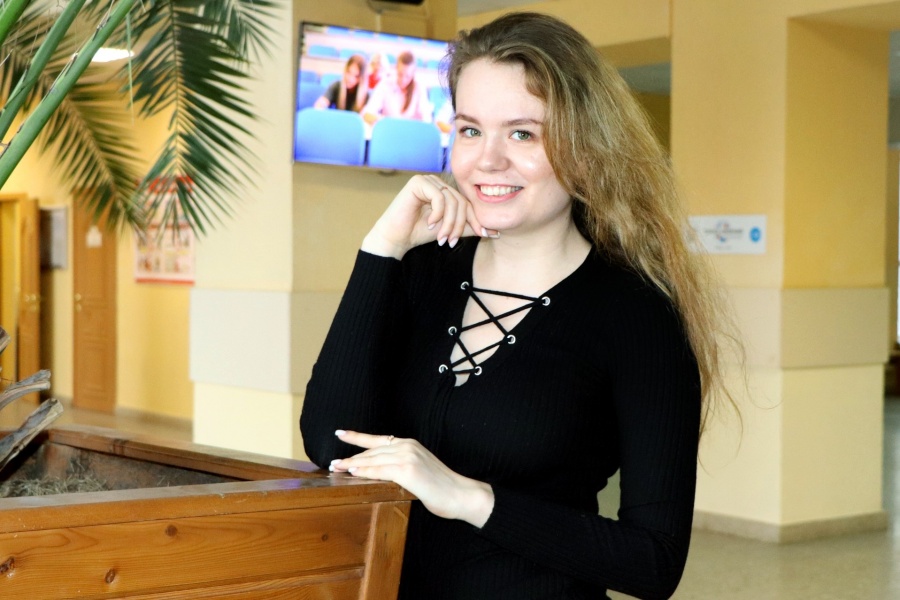 Аспирантка ОмГТУ: «Работу со студентами считаю интересной и не рутинной» Аспирантка ОмГТУ: «Работу со студентами считаю интересной и не рутинной»