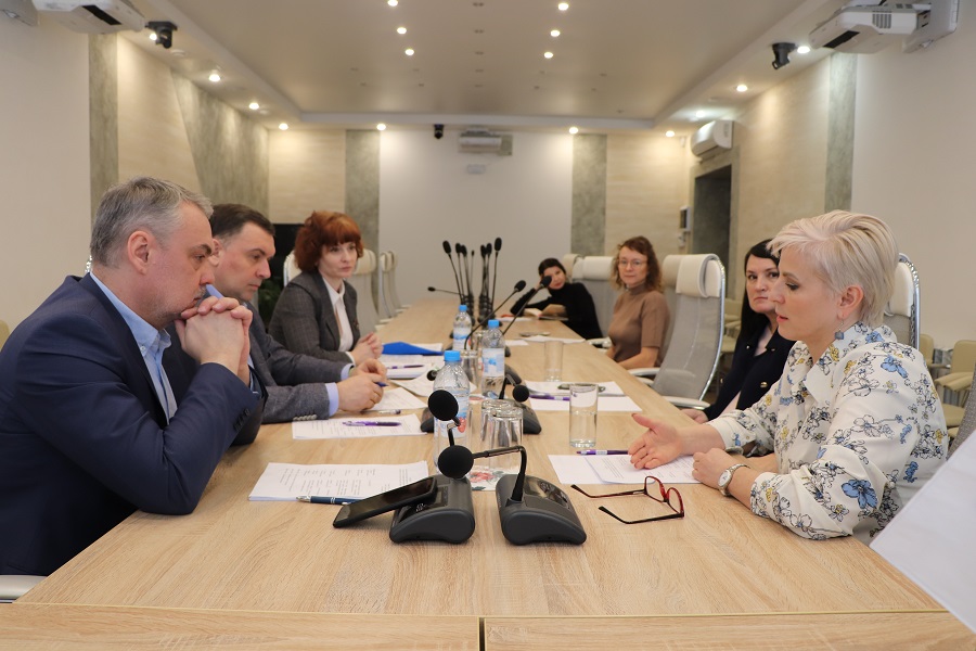 ����� ����� �������� ����������� � ������� �����, ������ ����� � ������������ ������������