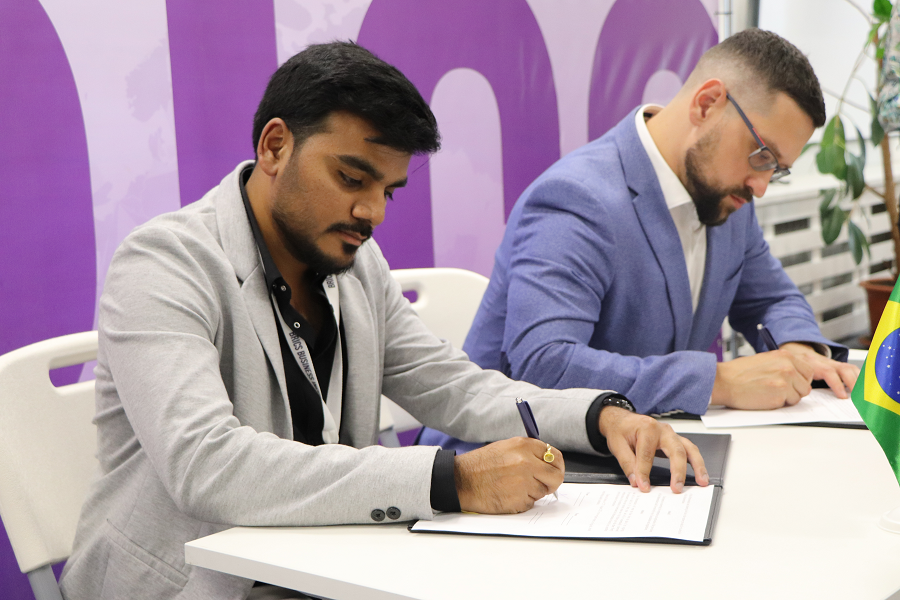 В Омском государственном техническом университете завершился Бизнес-инкубатор БРИКС В Омском государственном техническом университете завершился Бизнес-инкубатор БРИКС