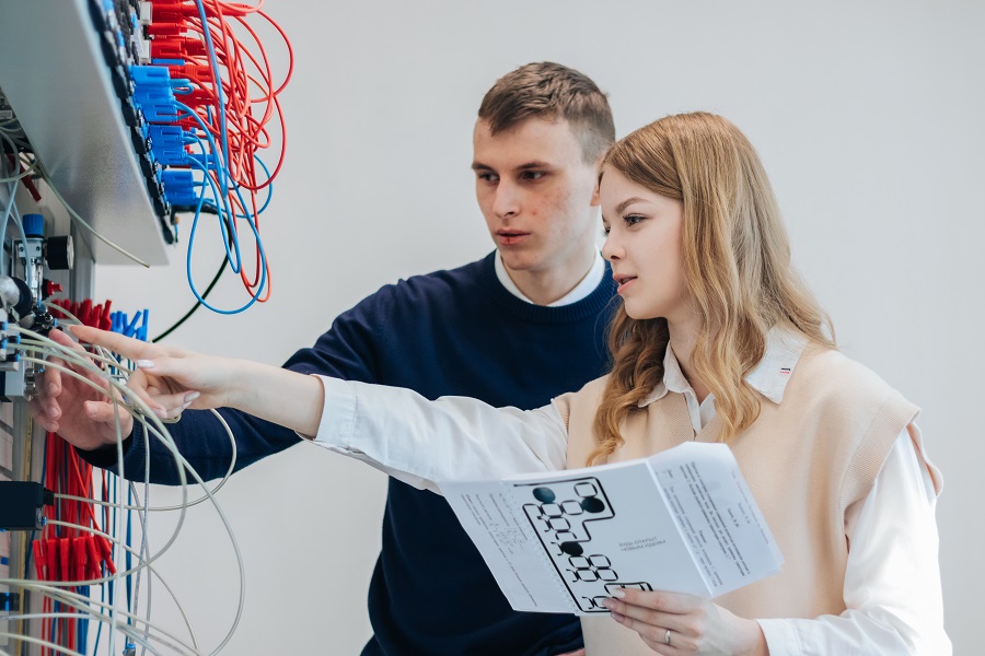 Инновации и технологии: ОмГТУ приглашает абитуриентов получить востребованную профессию Инновации и технологии: ОмГТУ приглашает абитуриентов получить востребованную профессию