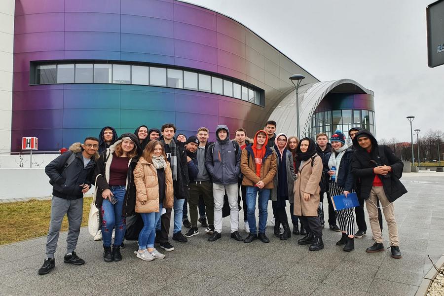 Аспирантка Омского политеха стала обучающейся Силезского технологического университета в Польше Аспирантка Омского политеха стала обучающейся Силезского технологического университета в Польше